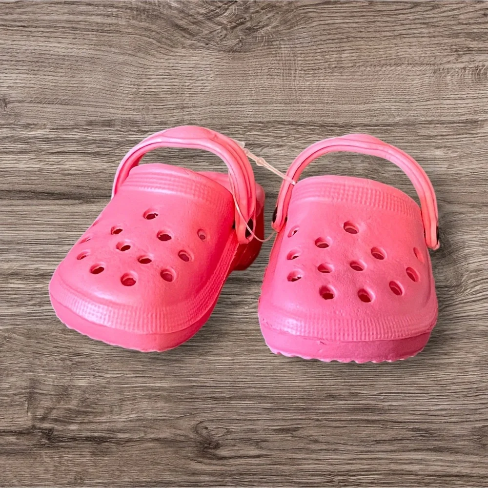 New pink kitty cat croc shoes